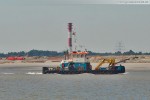 Arbeitsschiff Coastal Warrior & Leuchtturm Voslapp Oberfeuer