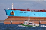 Zollboot Bad Zwischenahn und der Supertanker Maersk Noble