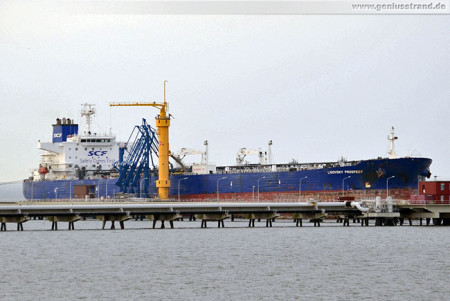 Schiffsbilder Wilhelmshaven: Tanker Ligovsky Prospect am NWO-Löschkopf 4