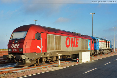 JadeWeserPort: Diesellok-Gespann der Osthannoversche Eisenbahnen (OHE)