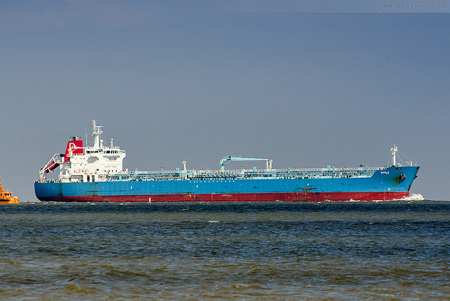 Wilhelmshaven Schiffsankunft:Tanker STYLE auf dem Weg zur NWO
